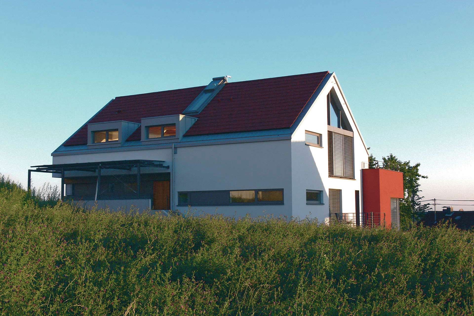Strobel Architekten | Projekt "Haus am Hang" Seitenansicht
